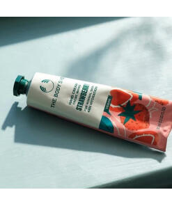 The Body Shop - Mansikka Vegaaninen Käsivoide (30 ml, Mansikka) - Image 3