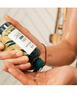 The Body Shop - Inkiväärihoidon shampoo hiuspohjalle (250 ml) - Image 3